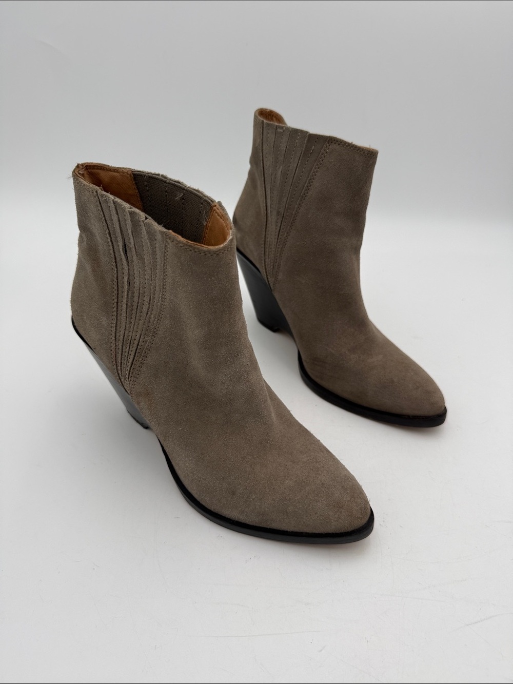 Sey collection Suede Taupe Ankle Booties  Women 7 Stylish Western-Inspired fall